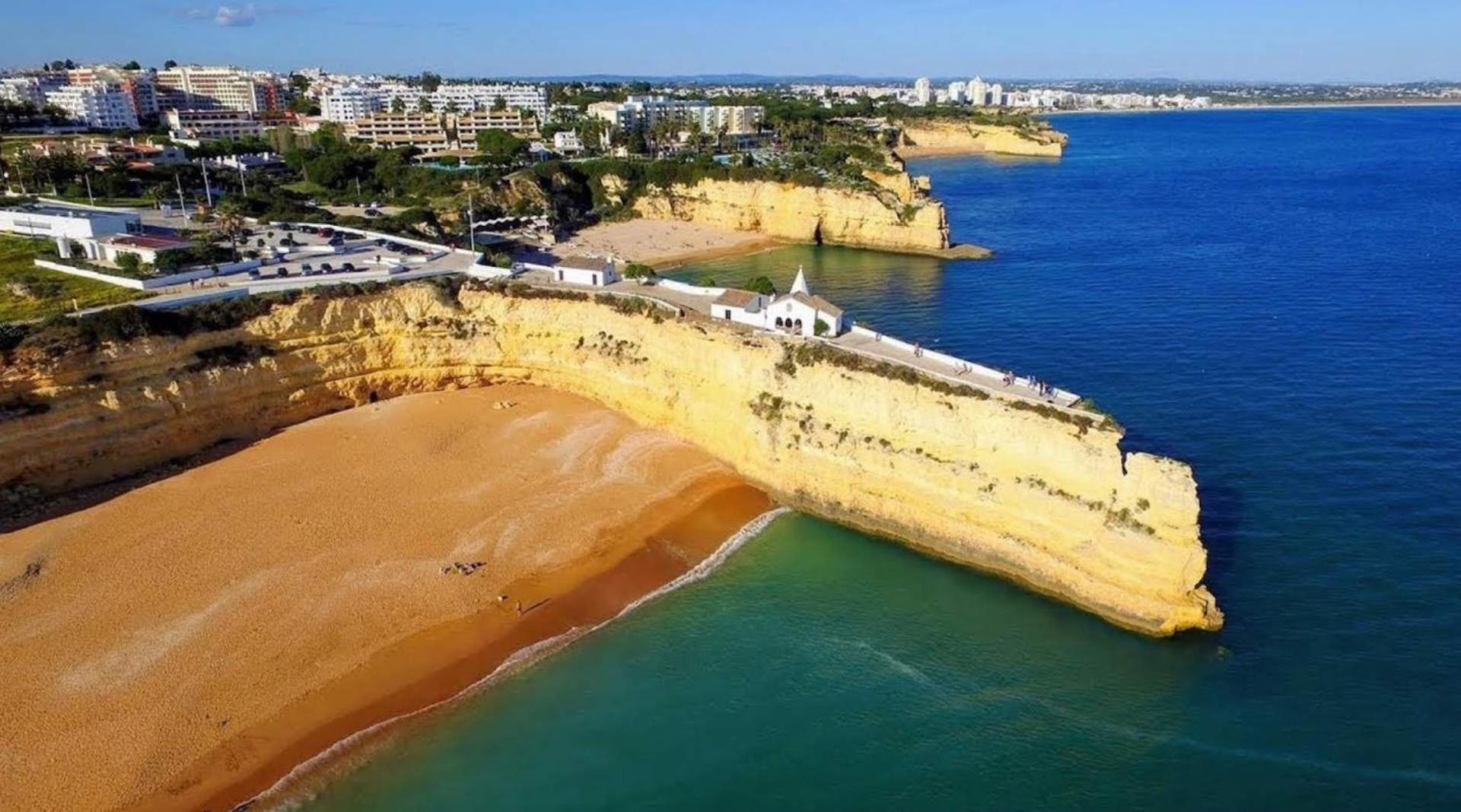 Casino Blu: 50M To Beach, In Town Center Armação de Pêra Eksteriør bilde
